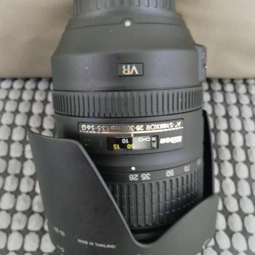 Nikon D800E + Nikon Afs 28-300mm