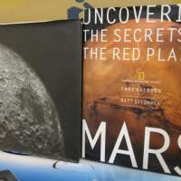 Moon + Mars 書