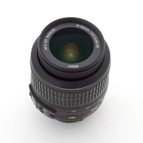 Nikon AF-S 55-200 VR < 送 > AF-S 18-55 VR