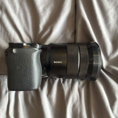 Sony E PZ 18-105mm f/4 G OSS lens