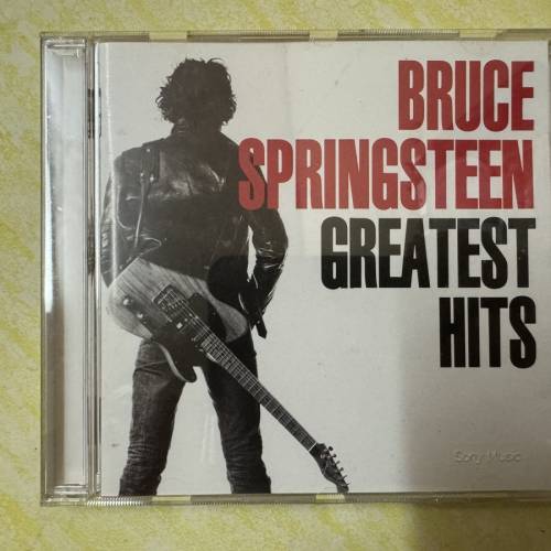 18 Track Music CD: Bruce Springsteen Greatest Hits 附歌詞書 with lyrics booklet