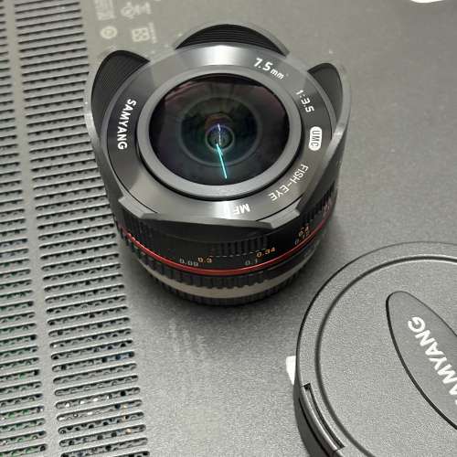 Samyang 7.5mm F3.5 fish eye MFT m43