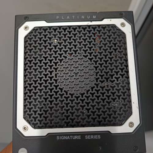 (新淨白金牛) Antec Signature 1300W 全模組80+白金火牛