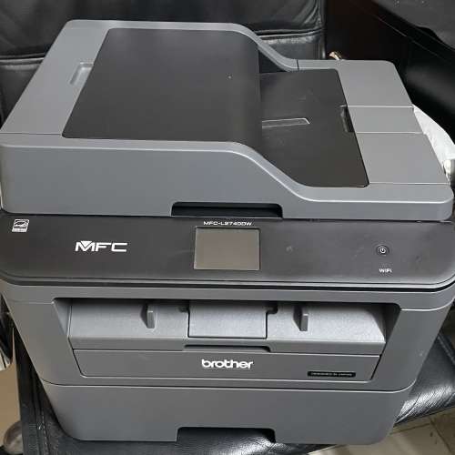 [平放] Brother MFC-L2740DW 無線黑白鐳射打印機｜自動雙面掃描/列印 | 傳真 | 包全...