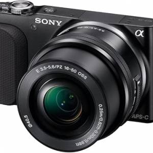 Sony NEX-3N + 16-50 f/3.5/5.6 + leather case