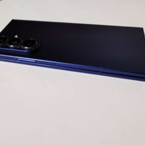極新有單,香港行貨,藍色Samsung z fold 7 5G 512gb 雙卡雙待 dual sim,  全套齊有單...