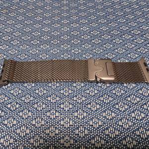 Apple Watch Ultra 鈦金屬米蘭帶