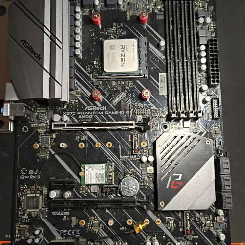 AMD Ryzen 7 3700X (8Cores16Threads)送問題底版 X570 Phantom Gaming 4