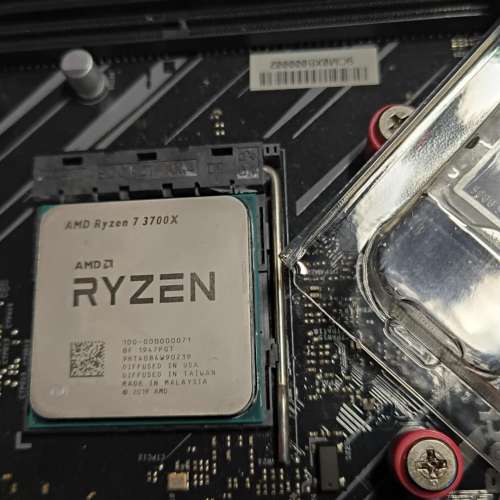 AMD Ryzen 7 3700X (8Cores16Threads)送問題底版 X570 Phantom Gaming 4