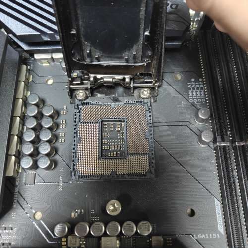 ASUS ROG Maximus XI Hero (Wi-Fi) Z390
