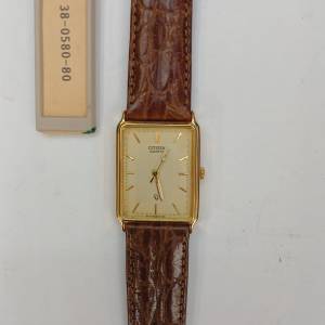 罕有全新Vintage 1980 Citizen 38-0580 Tank Leather Strap Watch