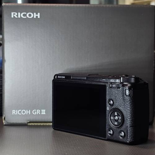 Ricoh GR3 GRiii not GR4 快門6xx