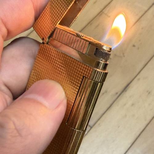 瑞士頂級古董 Caran d'Ache 卡蘭達什 20&mu; 厚鍍金打火機 (K4385) $999
