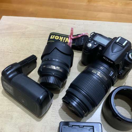 Nikon D90 +18-105 +55-300mm 有輕霉鏡頭+MB-D80 9成新