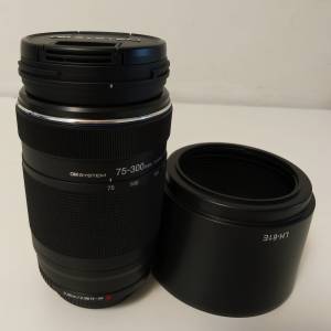 OM SYSTEM M. ZUIKO 75-300mm f/4.8-6.7 II 鏡頭