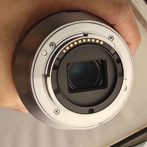 Sony sel 18-200mm F3.5-5.6 鏡頭，*合sony a5600, nex系列