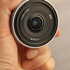 Sony E 16mm F2.8 餅鏡頭，*合sony a5600, nex系列