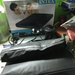 INTEX 牌充氣床褥