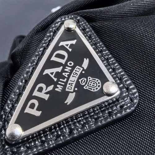 全新Prada髮圈