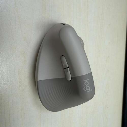 LOGITECH LIFT MOUSE