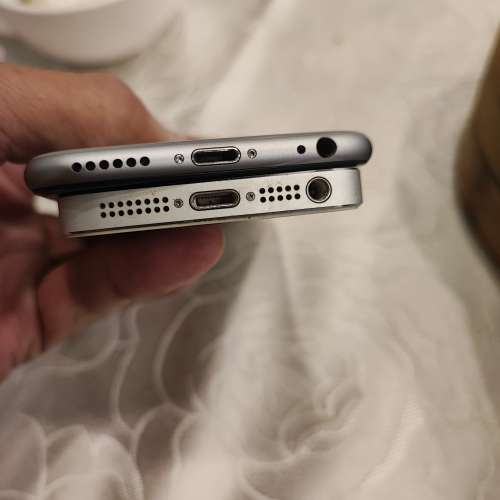 iPhone 5s 及 iPhone 6s 零件機
