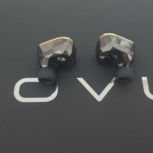 Astell& Kern x Empire Ears Novus