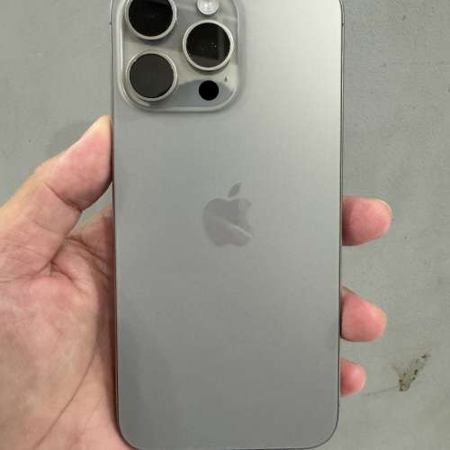 iPhone 15pro max256gb,港行極新，電池85！