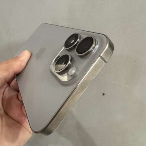 iPhone 15pro max256gb,港行極新，電池85！