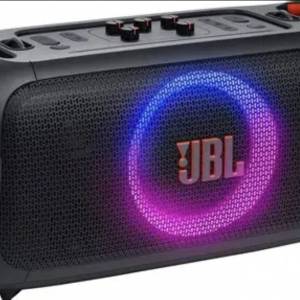 JBL PartyBox On-the-Go Essential