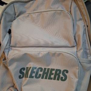 SKECHERS 背囊