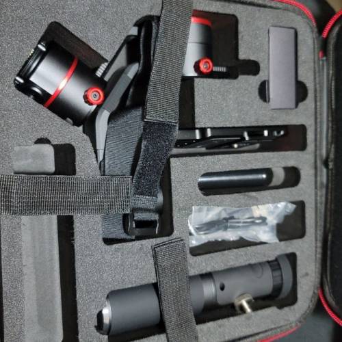 飛宇A1000 無反相機專用3軸穩定器gimbal