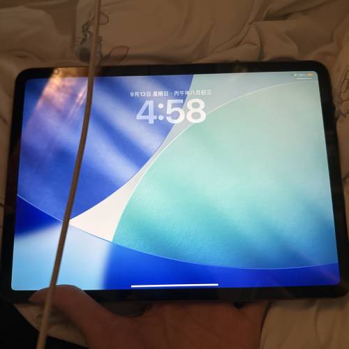 iPad pro 2019 11寸 256 插卡