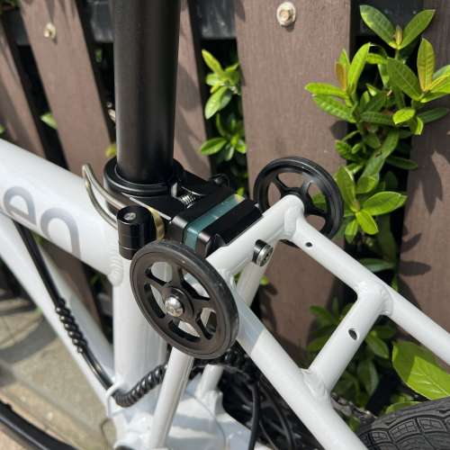 (最新款一體頭管版 NEO 20吋 40T飛輪) JAVA NEO 9速 油剎 20吋 406 鋁合金折叠車 （...