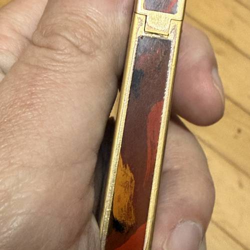 法國都彭 S.T. Dupont 2號機 稀有紅金抽象天然漆打火機（100%正版）$1580