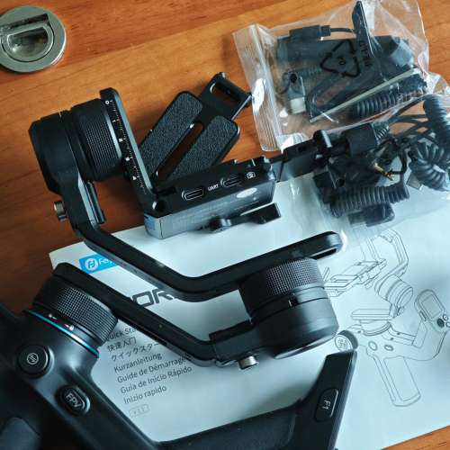 90%新 Feiyu Tech 飛宇科技SCORP-Mini 三軸防震手持雲台 承重1.2kg Gimbal SCORP Mini