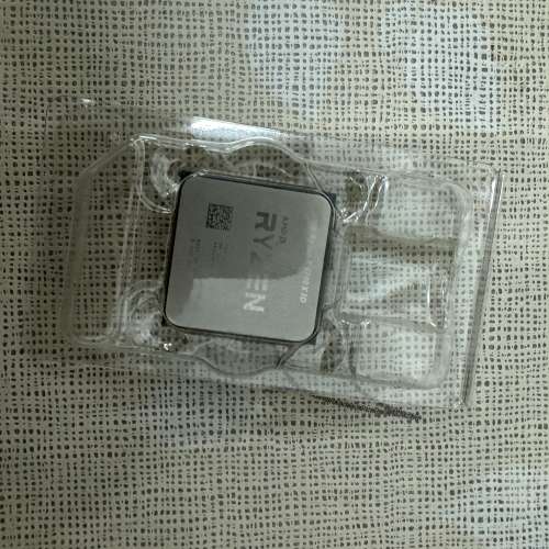 AMD 5700X3D 帶外盒