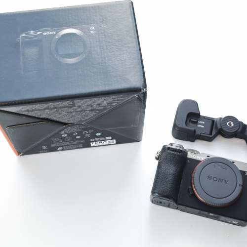 80%新 Sony Alpha ILCE-7CR a7C R 高像素 61MP 銀色機身 A7CR 行貨已過保
