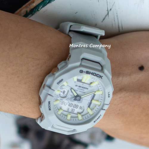 Montres Company 香港註冊公司(33年老店) 卡西歐 CASIO G-SHOCK G-SQUAD 防震 GBA-...