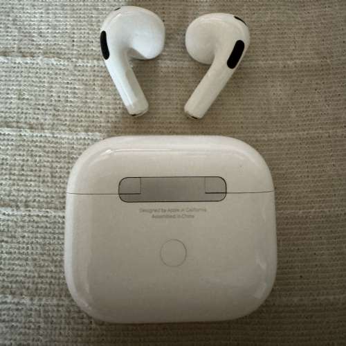 AirPods 3 with MagSafe