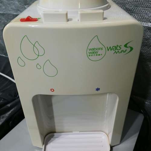 Watsons屈臣氏温熱迷你蒸溜水機
