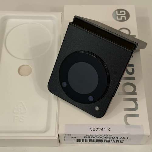 新品日版 Nubia Flip  android系統 8+256  google 対応 国際言語  日本直送