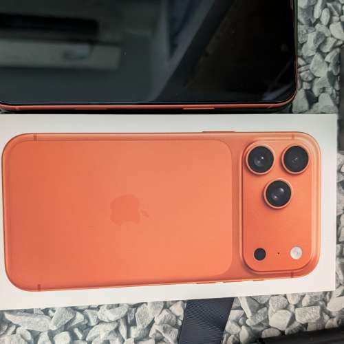 iPhone 17 pro Max c橙色 512GB