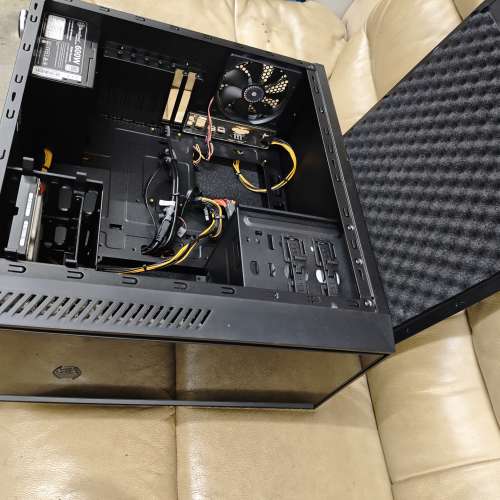 Cooler Master  電腦  機箱 + dvd-rw+600W火牛