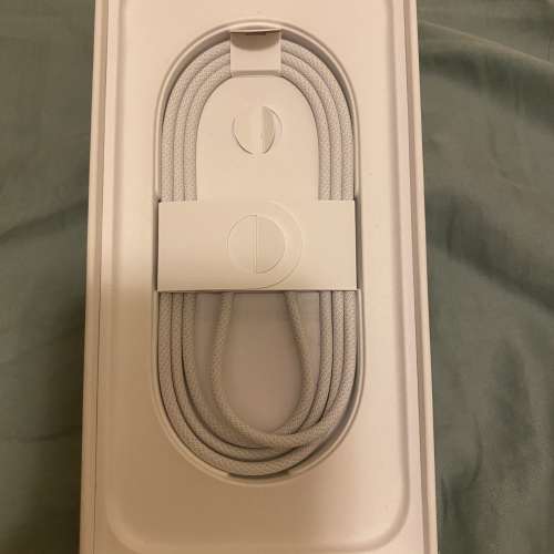 Iphone 17 pro max 1TB 仲有保養