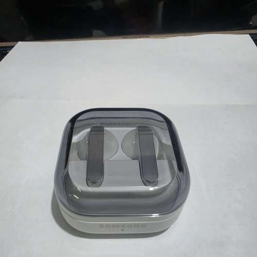 Samsung Galaxy Buds4Pro 白色99%