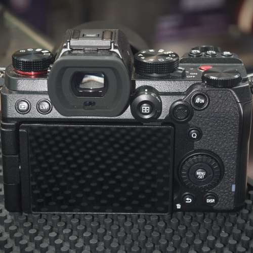 Panasonic S5 一代 + Sigma 45/2.8 L 功能正常 配件齊全