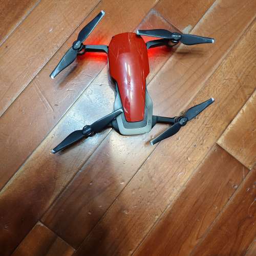 DJI MAVIC 2 PRO 及AIR 1