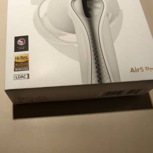 99% new SoundPEATS Air5 Pro 白色 真無線降噪耳機送保護套