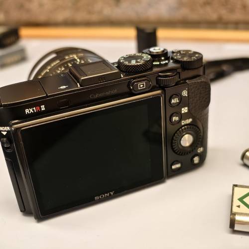 行貨Sony Rx1rII