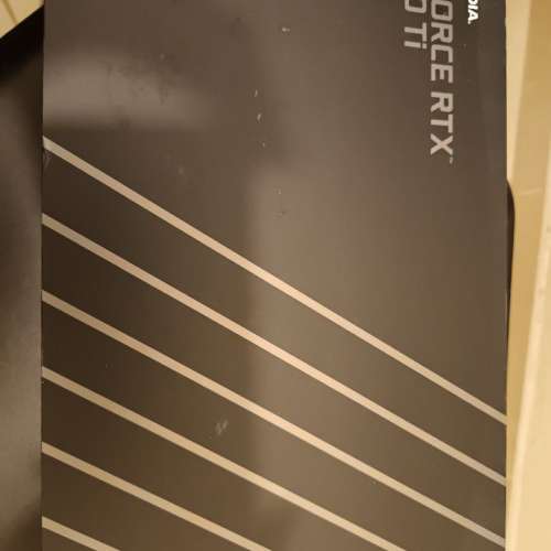 NVIDIA RTX 3090 Ti founder edition 公版